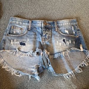 One teaspoon Jean shorts size 25